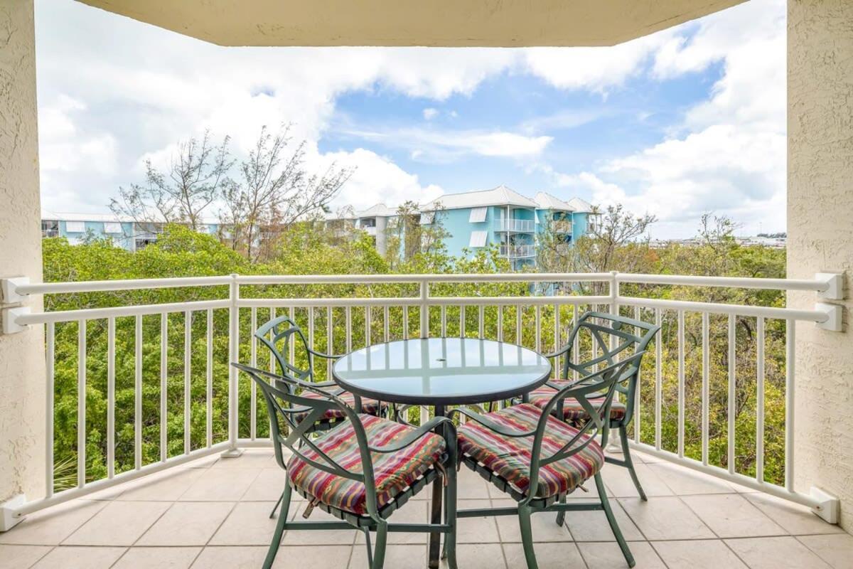 Tortuga Suite At Sunrise Suites Resort - Heated Pool, Hot Tub & Free Parking 키웨스트 외부 사진